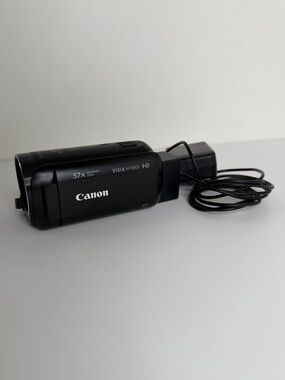 Canon Camcorder Accessory Module in Black with Green Indicator